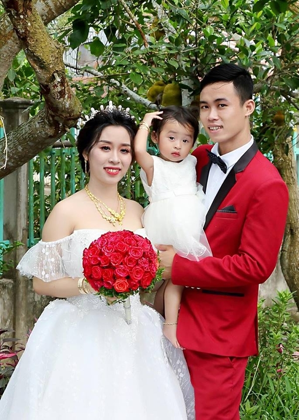 Lỡ một lần đò, người mẹ trẻ tìm được bến đỗ bình yên bên cậu bạn học năm xưa Lo mot lan do, nguoi me tre tim duoc ben do binh yen ben cau ban hoc nam xua