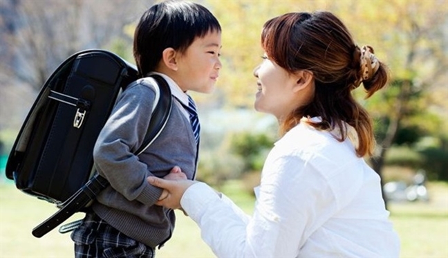 Con sợ mẹ kế lắm mẹ ơi! Con so me ke lam me oi!