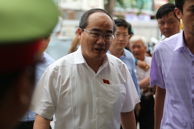 Bí thư Nguyễn Thiện Nhân: Nếu nhà ở ngoài ranh giới thì các hộ ở Thủ Thiêm không phải di dời Bi thu Nguyen Thien Nhan: Neu nha o ngoai ranh gioi thi cac ho o Thu Thiem khong phai di doi