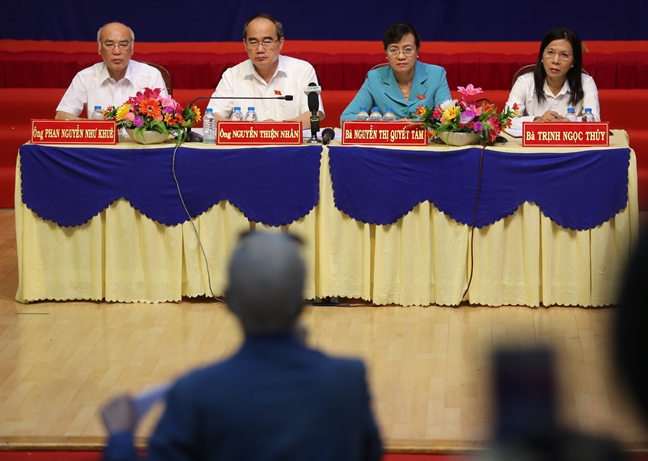 Bí thư Nguyễn Thiện Nhân: Nếu nhà ở ngoài ranh giới thì các hộ ở Thủ Thiêm không phải di dời Bi thu Nguyen Thien Nhan: Neu nha o ngoai ranh gioi thi cac ho o Thu Thiem khong phai di doi