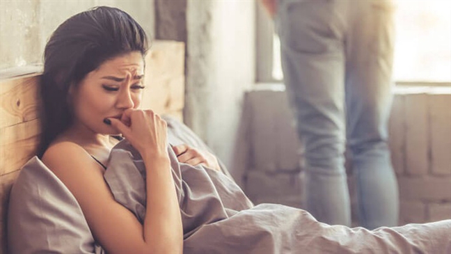 Thắt lòng đêm khuya chồng nhắn tin cho người cũ: 'Anh sẽ bỏ vợ' That long dem khuya chong nhan tin cho nguoi cu: 'Anh se bo vo'