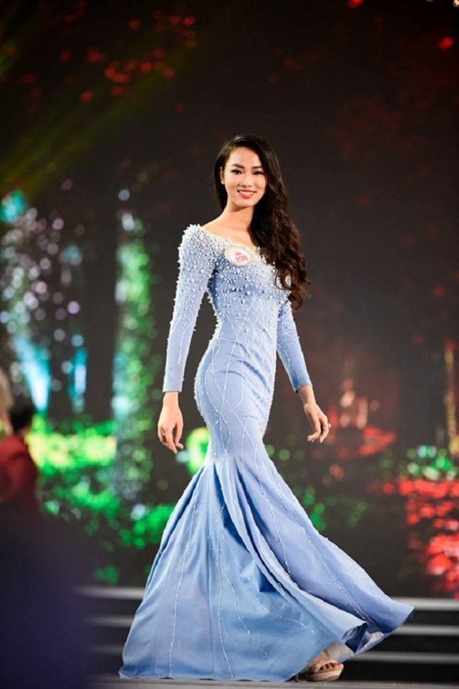 Thí sinh ‘Hoa hậu Việt Nam 2018’ tổ chức đám cưới tập thể cho người khuyết tật Thi sinh ‘Hoa hau Viet Nam 2018’ to chuc dam cuoi tap the cho nguoi khuyet tat