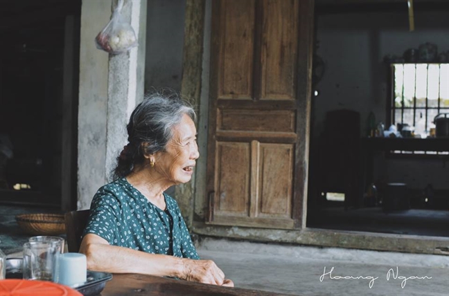 Ngày gia đình, chuyện tình già của 'ông bà anh' khiến cộng đồng mạng phát sốt Ngay gia dinh, chuyen tinh gia cua 'ong ba anh' khien cong dong mang phat sot