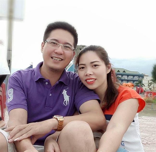 Hơn trăm lá thư tay hệt như thời 'ông bà anh' của đôi vợ chồng yêu xa Hon tram la thu tay het nhu thoi 'ong ba anh' cua doi vo chong yeu xa