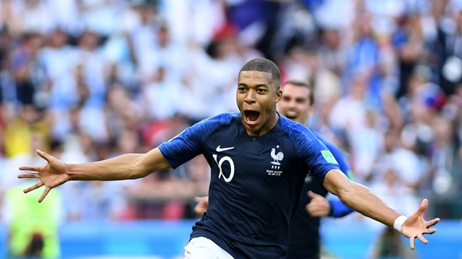 Kylian Mbappe: Viên ngọc hiếm hoi 'hạ bệ' thần tượng và khước từ mọi cám dỗ Kylian Mbappe: Vien ngoc hiem hoi 'ha be' than tuong va khuoc tu moi cam do