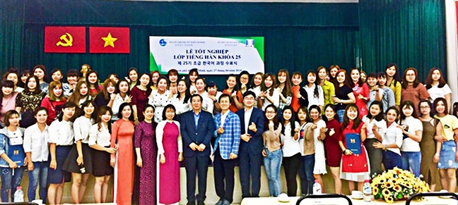 Hỗ trợ hiệu quả cho phụ nữ di trú kết hôn Ho tro hieu qua cho phu nu di tru ket hon