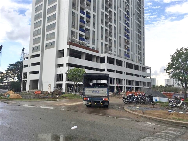 UBND TP.HCM đề nghị làm rõ vụ Công ty Kim Khí bán tài sản công và sai phạm tại dự án Bắc Rạch Chiếc UBND TP.HCM de nghi lam ro vu Cong ty Kim Khi ban tai san cong va sai pham tai du an Bac Rach Chiec