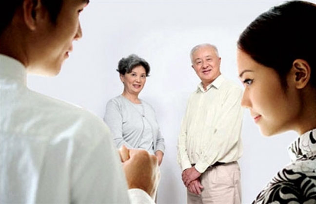 Có nên góp tiền xây nhà chung với ba mẹ chồng? Co nen gop tien xay nha chung voi ba me chong?
