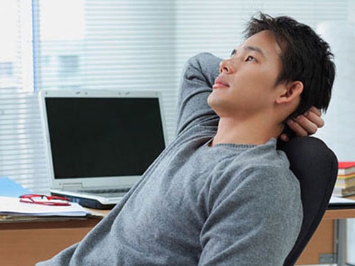 Đàn ông duy trì sự sống bằng... ‘quỹ đen’ Dan ong duy tri su song bang... ‘quy den’