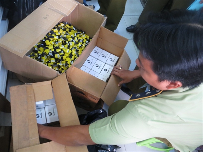 Thu giữ gần 130.000 sản phẩm TPCN, đông – dược mỹ phẩm trị giá hơn nửa tỷ đồng Thu giu gan 130.000 san pham TPCN, dong – duoc my pham tri gia hon nua ty dong