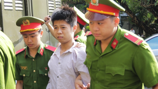 Kẻ giết gia đình 5 người ở Sài Gòn lĩnh án tử Ke giet gia dinh 5 nguoi o Sai Gon linh an tu