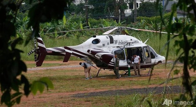 Đưa 7 thành viên đội bóng Thái Lan ra ngoài, hoàn thành giải cứu nhóm thứ hai Dua 7 thanh vien doi bong Thai Lan ra ngoai, hoan thanh giai cuu nhom thu hai