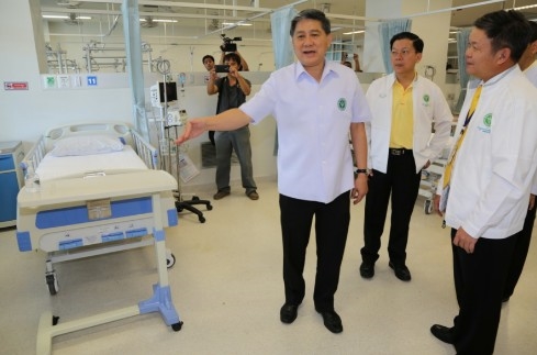 Giải cứu đội bóng Thái Lan: 5 người bị kẹt lại trong hang 'vẫn khỏe mạnh' Giai cuu doi bong Thai Lan: 5 nguoi bi ket lai trong hang 'van khoe manh'