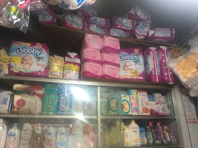 Cảnh báo bỉm giả, kém chất lượng gây ảnh hưởng bộ phận sinh dục trẻ Canh bao bim gia, kem chat luong gay anh huong bo phan sinh duc tre