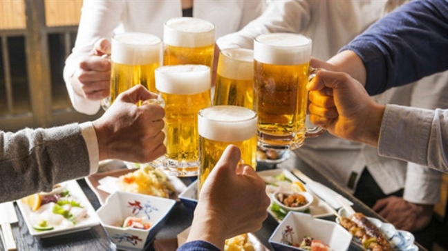 'Cả mùa Worl Cup thua có mười mấy chai thôi à' 'Ca mua Worl Cup thua co muoi may chai thoi a'