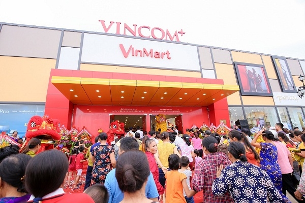 Vincom khai trương đồng loạt ba trung tâm thương mại tại Sơn La, Nghệ An và TP.HCM Vincom khai truong dong loat ba trung tam thuong mai tai Son La, Nghe An va TP.HCM