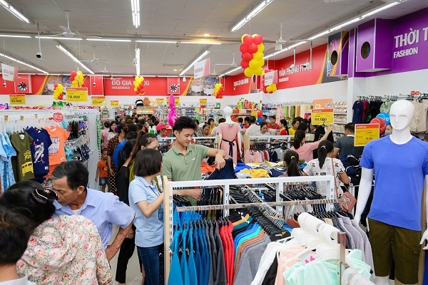 Vincom khai trương đồng loạt ba trung tâm thương mại tại Sơn La, Nghệ An và TP.HCM Vincom khai truong dong loat ba trung tam thuong mai tai Son La, Nghe An va TP.HCM