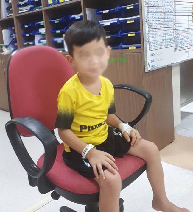 Bé trai 5 tuổi bị táo bón 5 năm Be trai 5 tuoi bi tao bon 5 nam