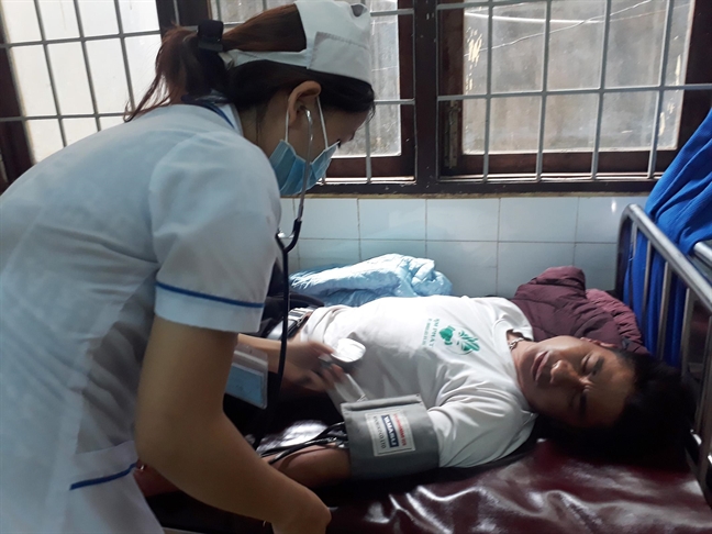 Lời kể của nạn nhân vụ tai nạn giữa 2 xe khách khiến 25 người bị thương Loi ke cua nan nhan vu tai nan giua 2 xe khach khien 25 nguoi bi thuong