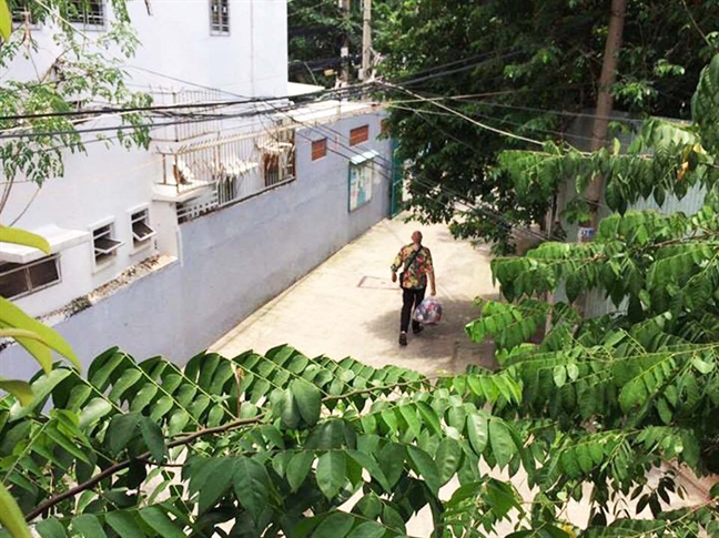 Một ông Tây ruồng rẫy nhân tình, chối bỏ quyền làm cha Mot ong Tay ruong ray nhan tinh, choi bo quyen lam cha
