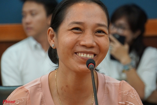 Những nụ cười rạng rỡ sau khi vợ tặng chồng một phần gan Nhung nu cuoi rang ro sau khi vo tang chong mot phan gan