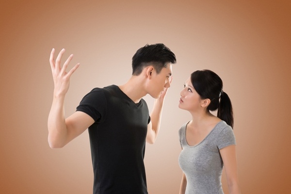 Tôi muốn cho con học trường quốc tế nhưng chồng chì chiết can ngăn Toi muon cho con hoc truong quoc te nhung chong chi chiet can ngan