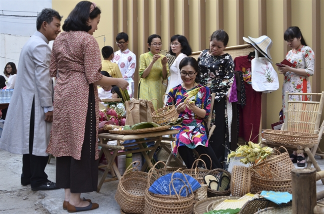 'Diễn xướng Nam bộ' tái ngộ khán giả 'Dien xuong Nam bo' tai ngo khan gia