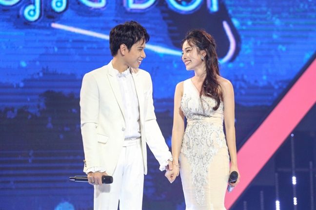 Gameshow hẹn hò biến chất Gameshow hen ho bien chat
