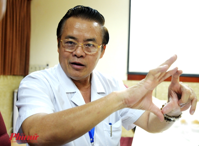 Sau 1 ngày bị đánh, mặt bé gái ở cơ sở mầm non Ánh Sao Vàng còn in hình ngón tay cô giáo Sau 1 ngay bi danh, mat be gai o co so mam non Anh Sao Vang con in hinh ngon tay co giao