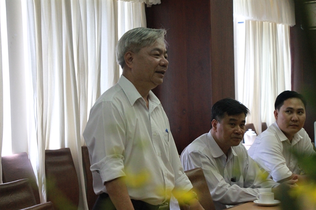 Đoàn lãnh đạo Hội LHPN TP thăm, tặng hoa chúc mừng Ngày truyền thống ngành Tuyên giáo Doan lanh dao Hoi LHPN TP tham, tang hoa chuc mung Ngay truyen thong nganh Tuyen giao