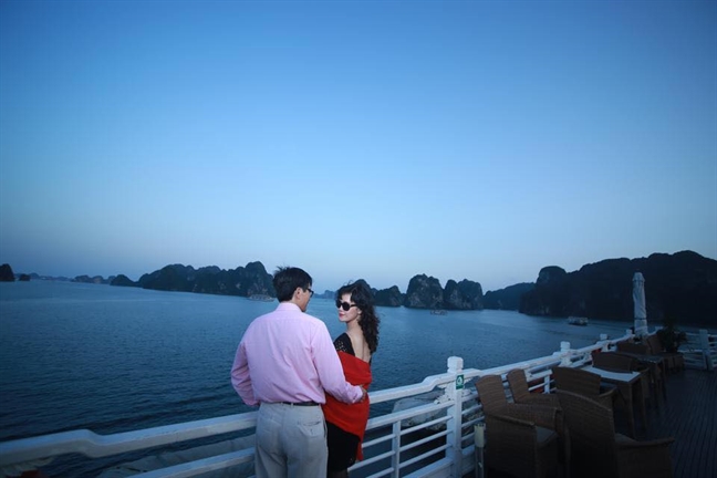 'Đừng bao giờ ngủ quên trên đỉnh hạnh phúc' 'Dung bao gio ngu quen tren dinh hanh phuc'