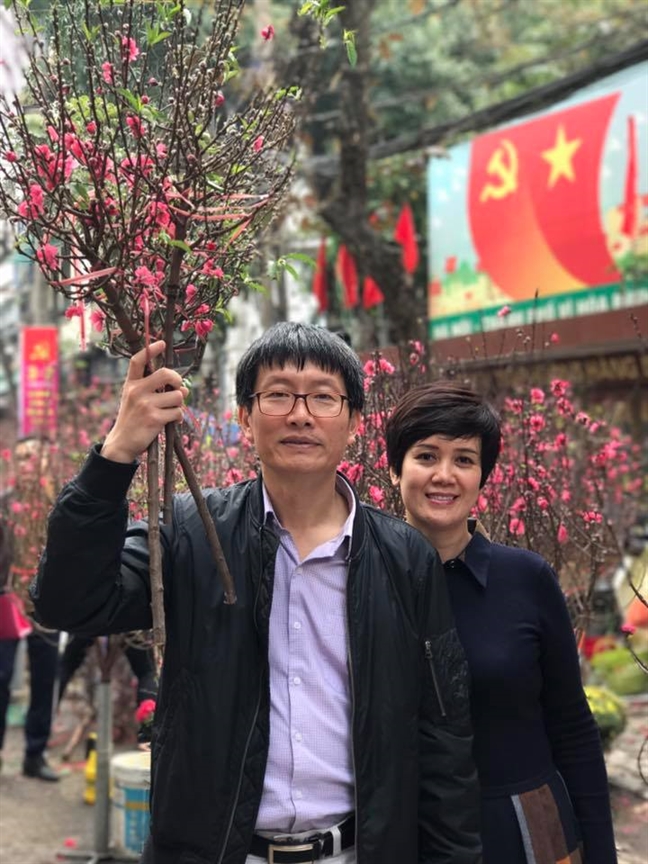 'Đừng bao giờ ngủ quên trên đỉnh hạnh phúc' 'Dung bao gio ngu quen tren dinh hanh phuc'