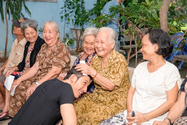Isaac đóng phim về cải lương nhưng ngại hát cải lương Isaac dong phim ve cai luong nhung ngai hat cai luong