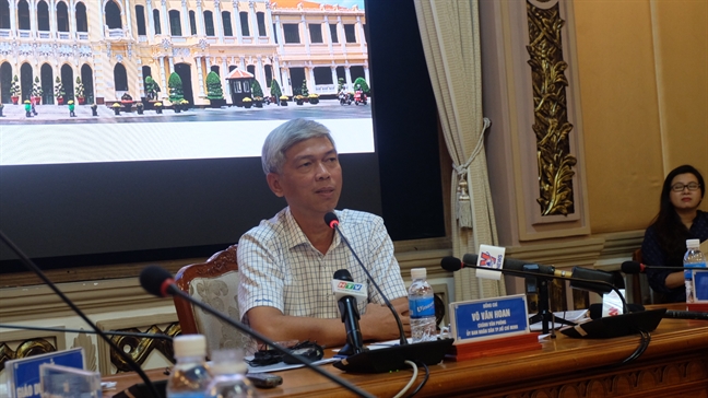 Ông Đoàn Ngọc Hải xuống đường dẹp vỉa hè là chuyện bình thường Ong Doan Ngoc Hai xuong duong dep via he la chuyen binh thuong