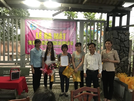 Huyện Bình Chánh: Ra mắt Chi hội Phụ nữ công nhân lao động Huyen Binh Chanh: Ra mat Chi hoi Phu nu cong nhan lao dong