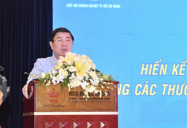 Doanh nghiệp đóng góp lớn cho TP.HCM nhưng vẫn bị 'hành' thủ tục Doanh nghiep dong gop lon cho TP.HCM nhung van bi 'hanh' thu tuc