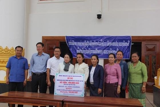 Bộ Quốc phòng, TP.HCM hỗ trợ 150.000USD khắc phục hậu quả vỡ đập thủy điện tại Lào Bo Quoc phong, TP.HCM ho tro 150.000USD khac phuc hau qua vo dap thuy dien tai Lao