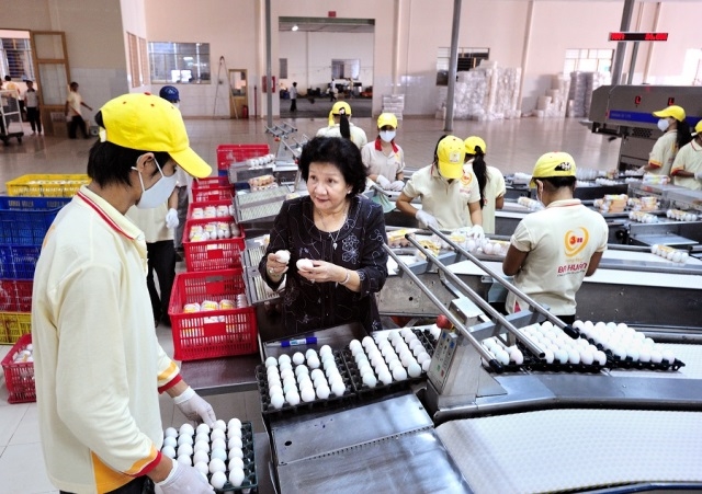 Ba Huân 'kêu cứu', VinaCapital quyết định dừng đầu tư Ba Huan 'keu cuu', VinaCapital quyet dinh dung dau tu