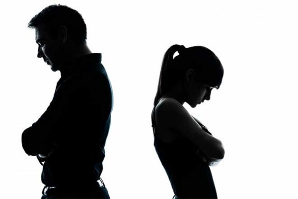 Tôi để lại nhà cho vợ con khi ly hôn, chưa tháng nào quên gửi tiền cấp dưỡng Toi de lai nha cho vo con khi ly hon, chua thang nao quen gui tien cap duong