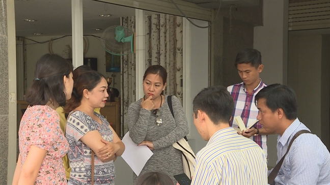 Cư dân Carina thành 'con tin' sau khi Công ty Hùng Thanh thông báo ngưng hỗ trợ? Cu dan Carina thanh 'con tin' sau khi Cong ty Hung Thanh thong bao ngung ho tro?
