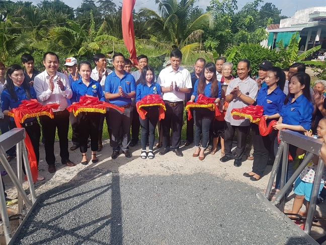 Cầu thép dây văng của Tân Hiệp Phát tiếp tục vươn lên trên đất Cần Thơ Cau thep day vang cua Tan Hiep Phat tiep tuc vuon len tren dat Can Tho