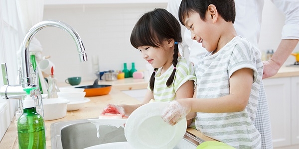 Tại sao đàn ông không dạy con việc nhà? Tai sao dan ong khong day con viec nha?