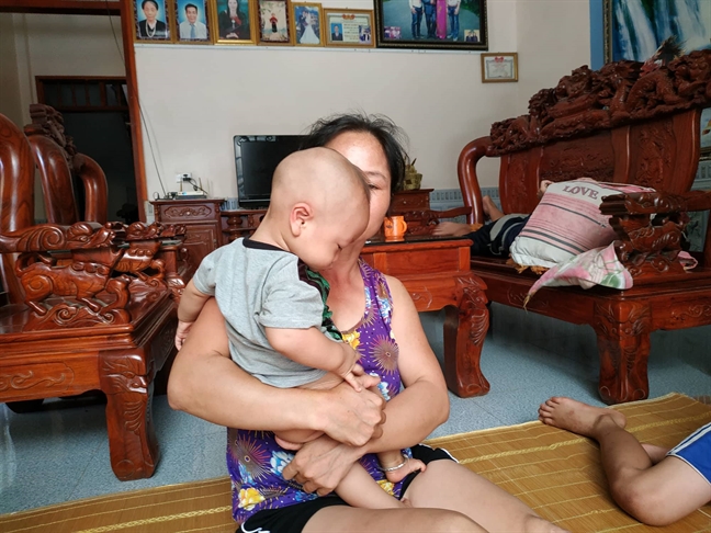 Vụ 42 người bị nhiễm HIV ở Phú Thọ: Y sĩ Thảo từng bị đồn nhiễm HIV Vu 42 nguoi bi nhiem HIV o Phu Tho: Y si Thao tung bi don nhiem HIV
