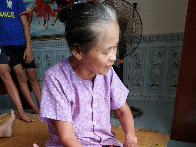 Vụ 42 người bị nhiễm HIV ở Phú Thọ: Y sĩ Thảo từng bị đồn nhiễm HIV Vu 42 nguoi bi nhiem HIV o Phu Tho: Y si Thao tung bi don nhiem HIV