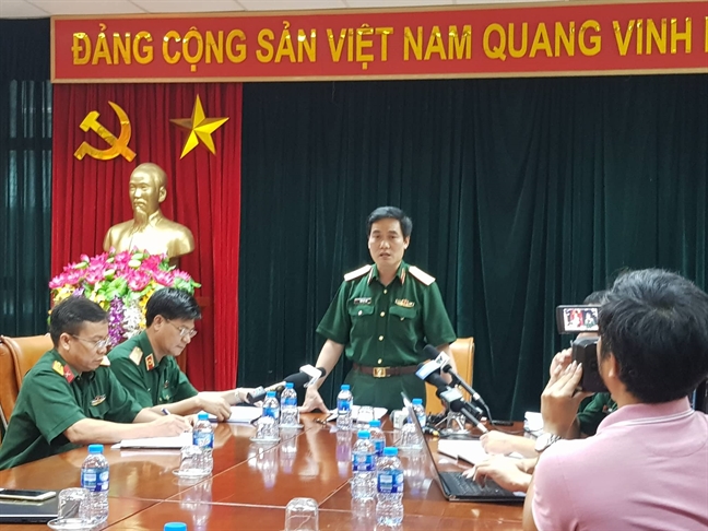 Côn đồ bỏ 100 triệu đồng 'mua' thầu bãi xe cứu thương, Bệnh viện Quân Y 103 nói gì? Con do bo 100 trieu dong 'mua' thau bai xe cuu thuong, Benh vien Quan Y 103 noi gi?
