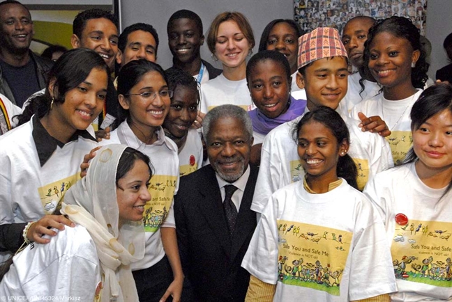 Kofi Annan và biểu tượng bất diệt của tiếng nói đối thoại, hòa bình Kofi Annan va bieu tuong bat diet cua tieng noi doi thoai, hoa binh