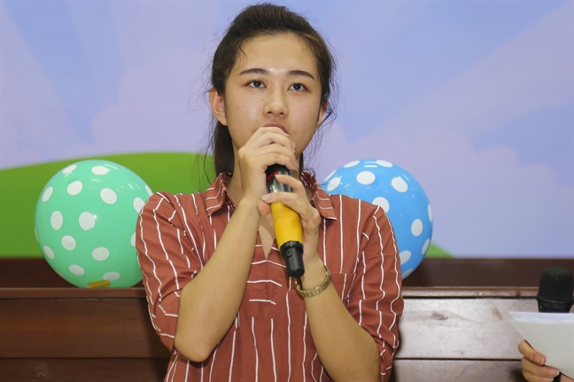 Học bổng 'Nữ sinh hiếu học, vượt khó' lần thứ 28: Mạch ngầm khát vọng Hoc bong 'Nu sinh hieu hoc, vuot kho' lan thu 28: Mach ngam khat vong