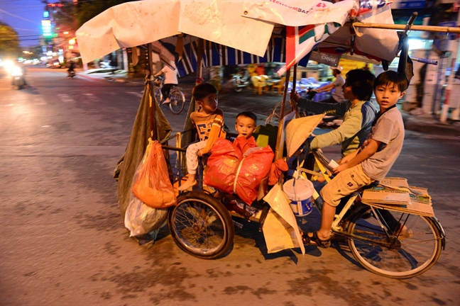 Mưu sinh cùng mẹ Muu sinh cung me