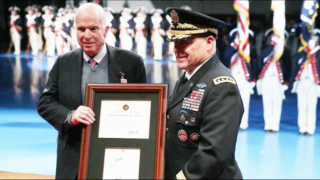 John McCain: 'Tôi là của đất nước tôi' John McCain: 'Toi la cua dat nuoc toi'
