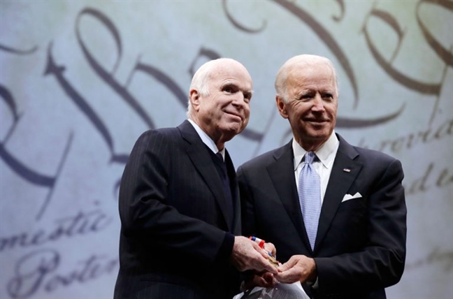 John McCain: 'Tôi là của đất nước tôi' John McCain: 'Toi la cua dat nuoc toi'